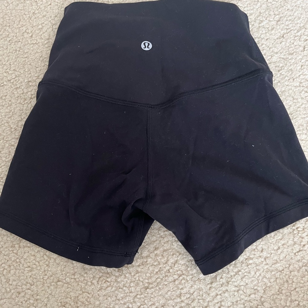 Lululemon Black Align High-Rise Shorts Size 2 3"